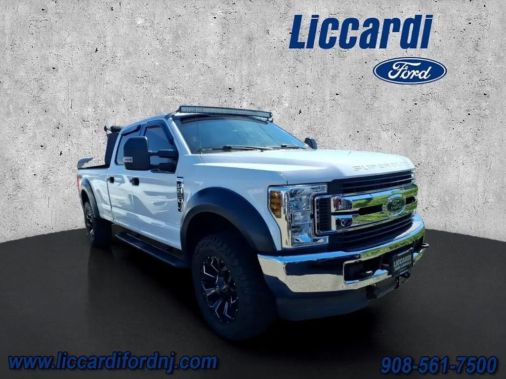 2019 Ford F-250 Super Duty XLT — photo 1 of 13