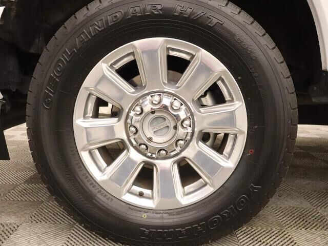 2022 Ford F-250 Super Duty Lariat — photo 1 of 13