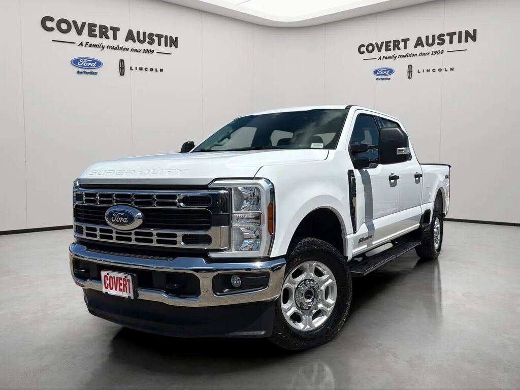 2025 Ford F-250 Super Duty XLT — photo 1 of 13