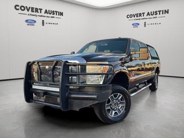 2011 Ford F-250 Super Duty Lariat — photo 1 of 13