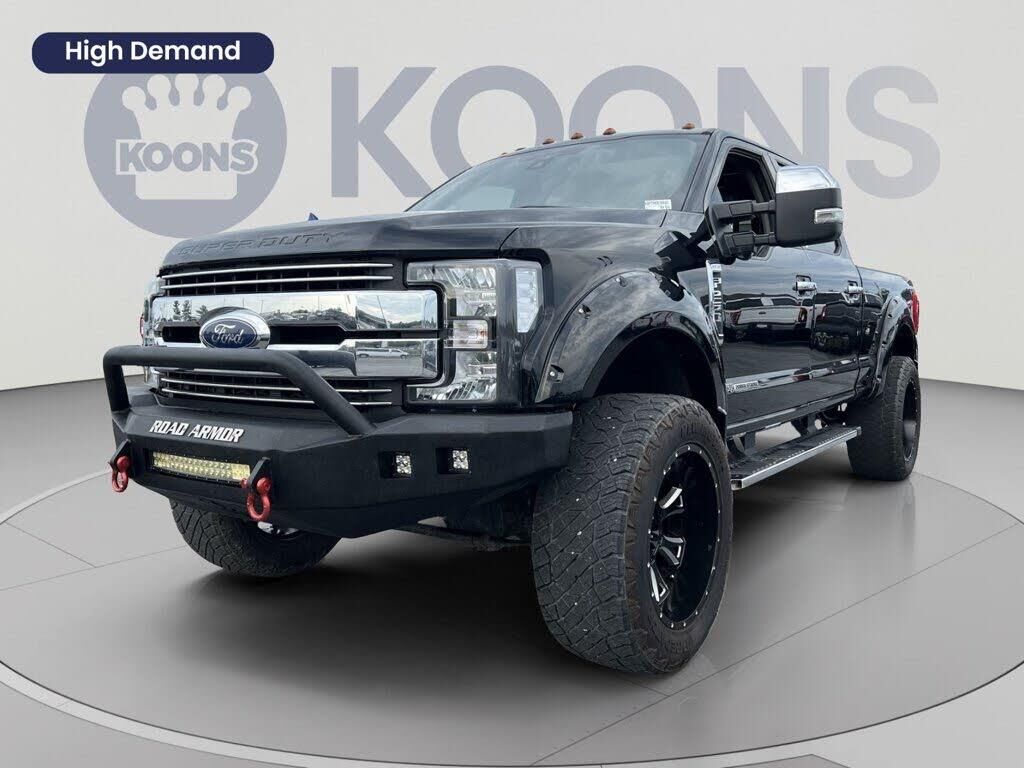2017 Ford F-250 Super Duty Lariat — photo 1 of 1
