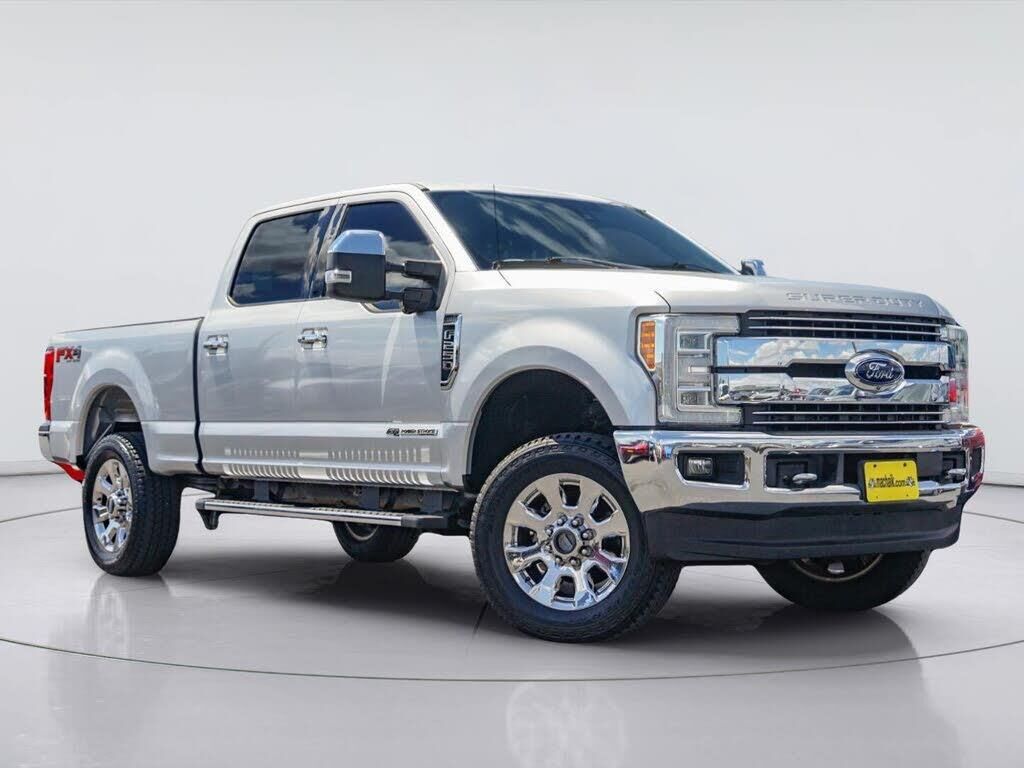 2018 Ford F-250 Super Duty Lariat — photo 1 of 1