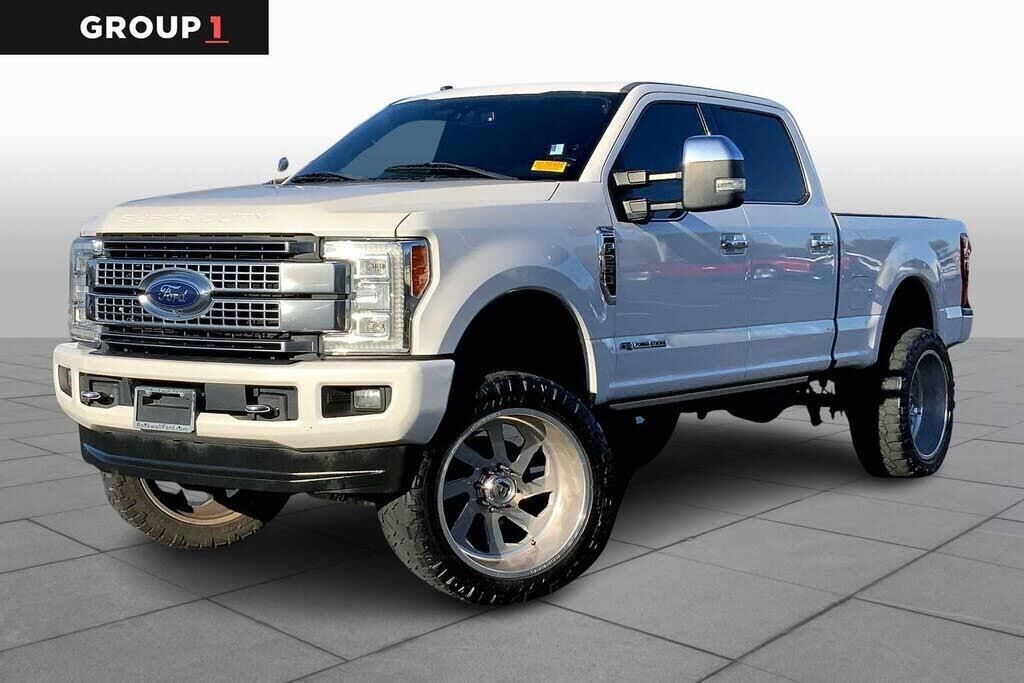 2018 Ford F-250 Super Duty Platinum — photo 1 of 1