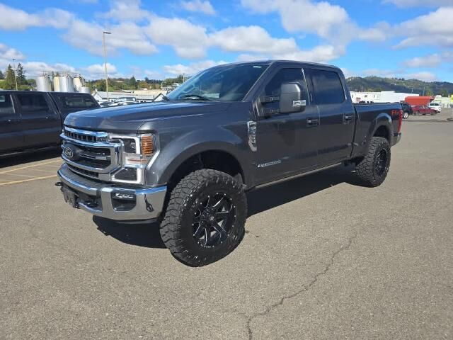 2020 Ford F-250 Super Duty Lariat — photo 1 of 13