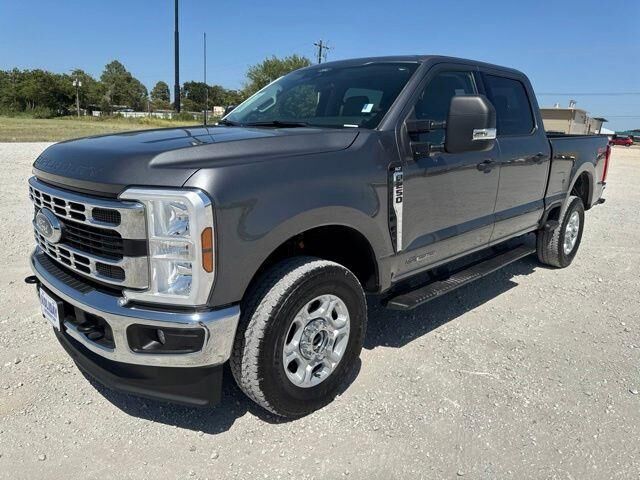 2025 Ford F-250 Super Duty XLT — photo 1 of 13