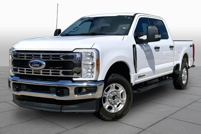 2025 Ford F-250 Super Duty XLT — photo 1 of 13