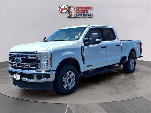2025 Ford F-250 Super Duty XLT — photo 1 of 13
