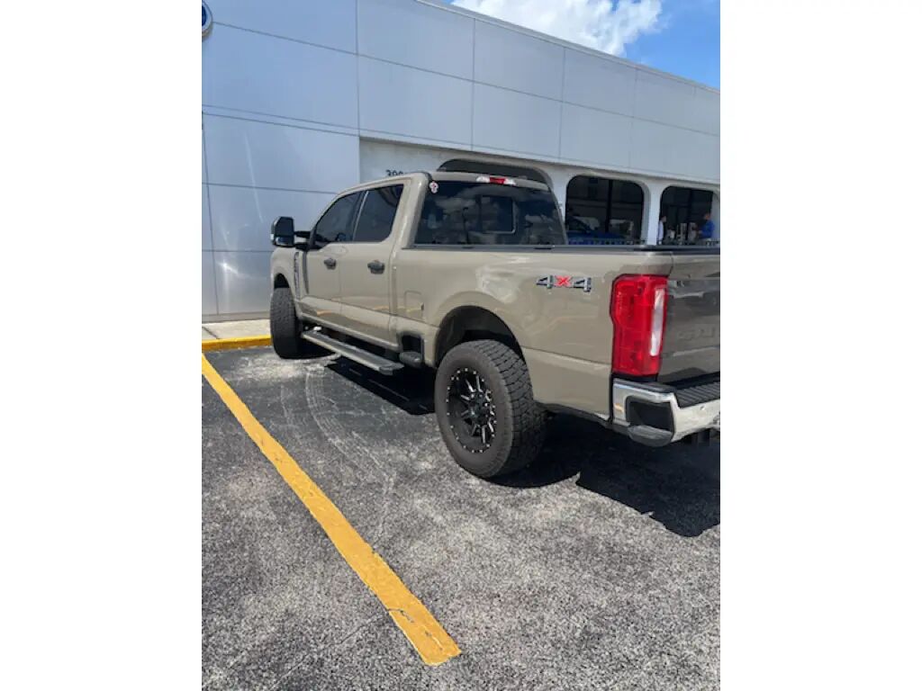 2026 Ford F-250 Super Duty XLT — photo 1 of 13