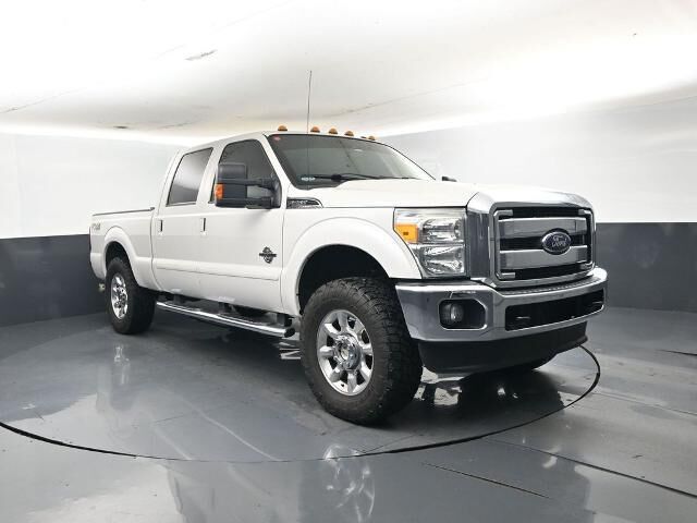 2016 Ford F-250 Super Duty Lariat — photo 1 of 13