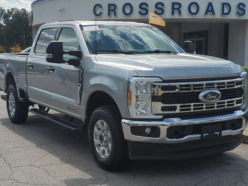 2024 Ford F-250 Super Duty XLT — photo 1 of 13