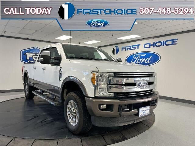 2017 Ford F-250 Super Duty Lariat