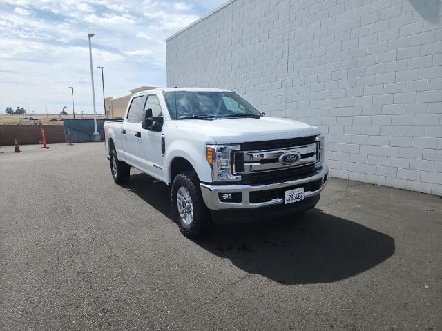 2017 Ford F-250 Super Duty XLT