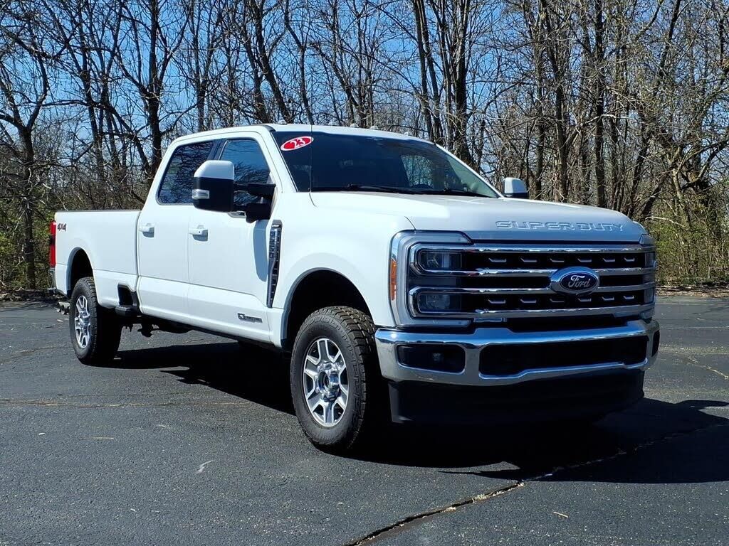 2023 Ford F-250 Super Duty Lariat — photo 1 of 1