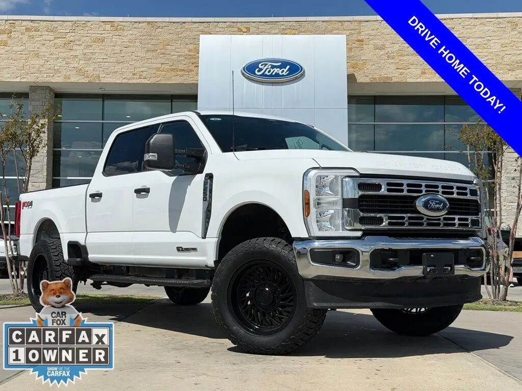 2024 Ford F-250 Super Duty XLT — photo 1 of 13