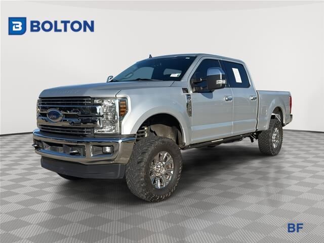 2019 Ford F-250 Super Duty Lariat — photo 1 of 13