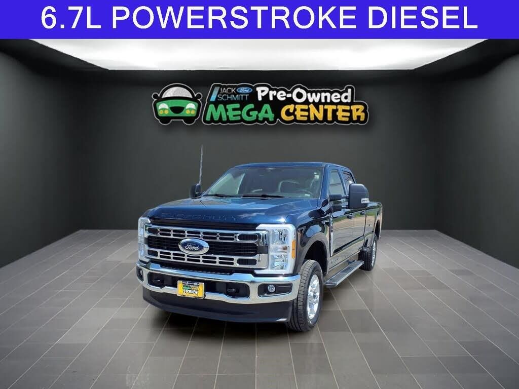 2025 Ford F-250 Super Duty XLT — photo 1 of 1