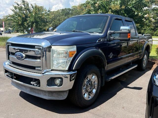 2012 Ford F-250 Super Duty Lariat — photo 1 of 3