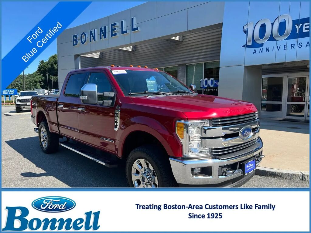 2017 Ford F-250 Super Duty Lariat — photo 1 of 13