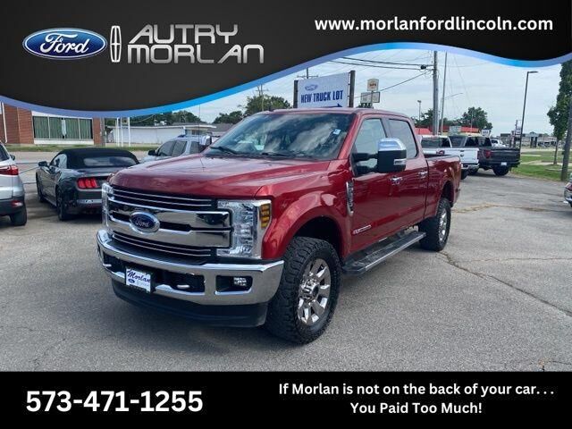 2019 Ford F-250 Super Duty Lariat — photo 1 of 13