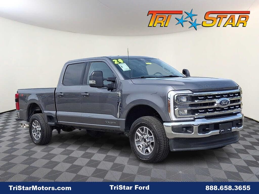 2024 Ford F-250 Super Duty Lariat — photo 1 of 1