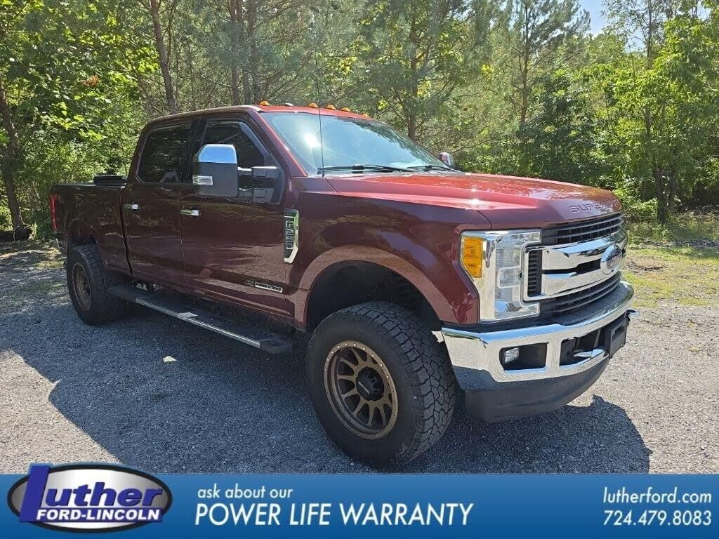 2017 Ford F-250 Super Duty XLT — photo 1 of 1