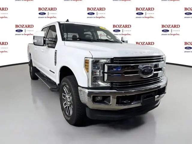 2019 Ford F-250 Super Duty Lariat — photo 1 of 13