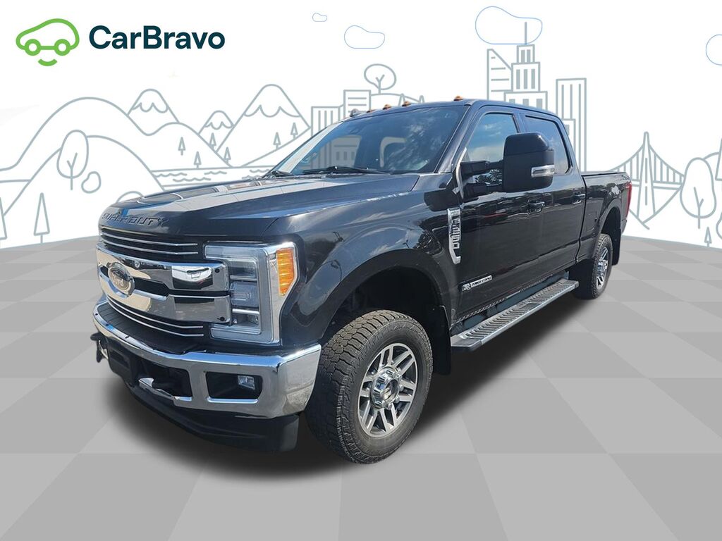 2019 Ford Super Duty F-250 SRW LARIAT — photo 1 of 6