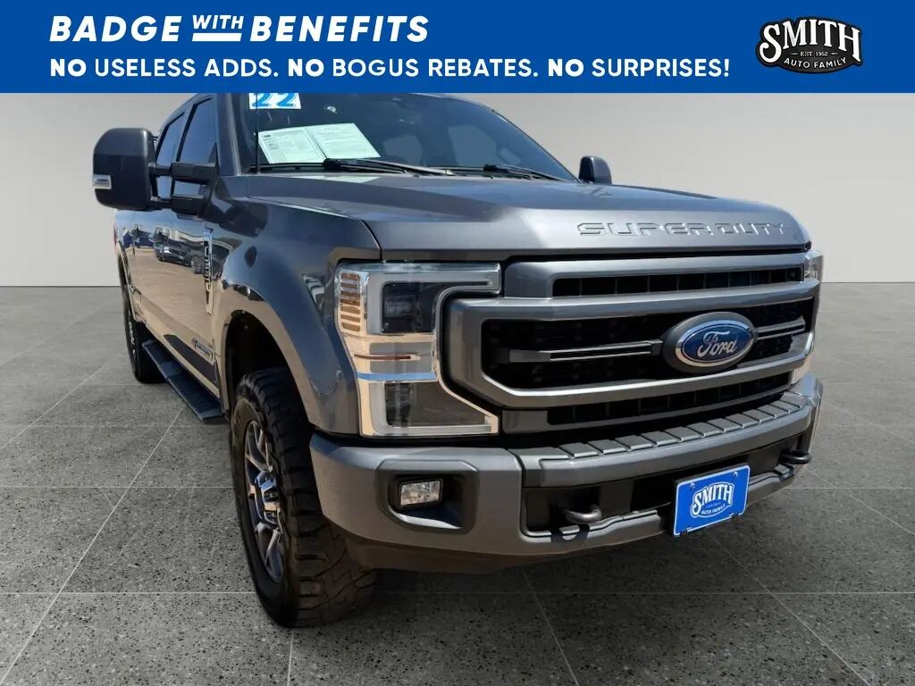 2022 Ford F-250 Super Duty Lariat — photo 1 of 12