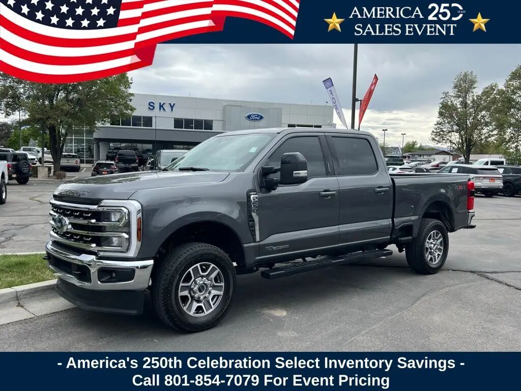 2024 Ford F-250 Super Duty Lariat — photo 1 of 16
