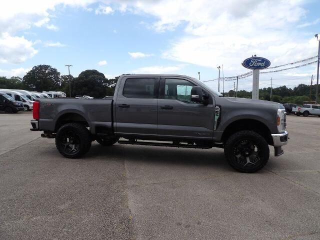 2025 Ford F-250 Super Duty XLT