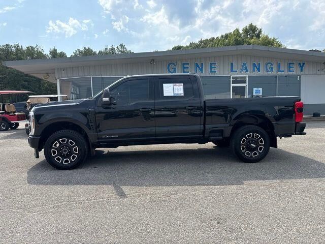 2025 Ford F-250 Super Duty Platinum