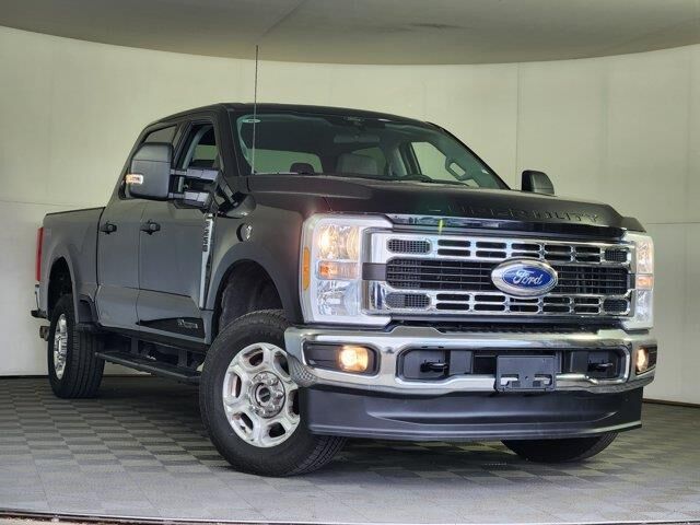 2025 Ford F-250 Super Duty XLT