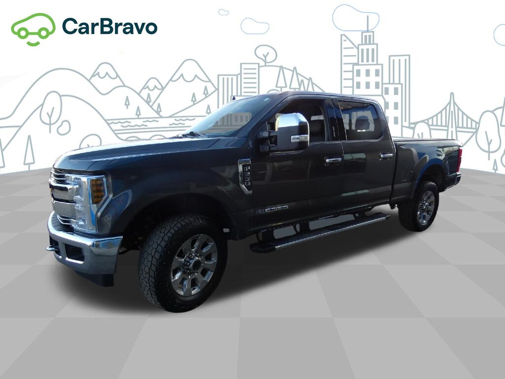2019 Ford Super Duty F-250 SRW LARIAT — photo 1 of 6