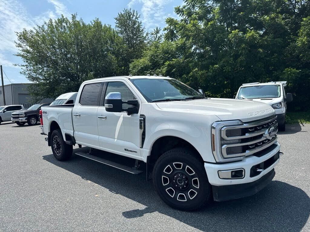 2024 Ford F-250 Super Duty Platinum — photo 1 of 14