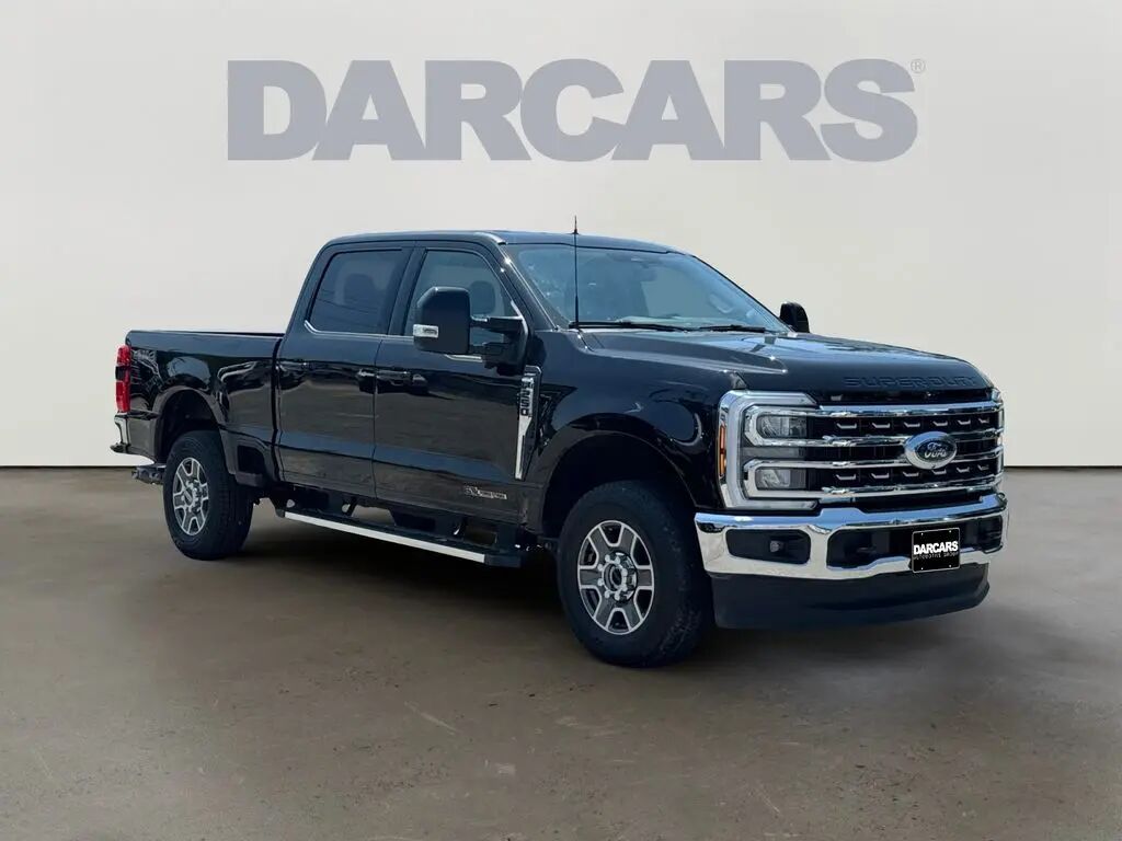 2026 Ford F-250 Super Duty Lariat — photo 1 of 13
