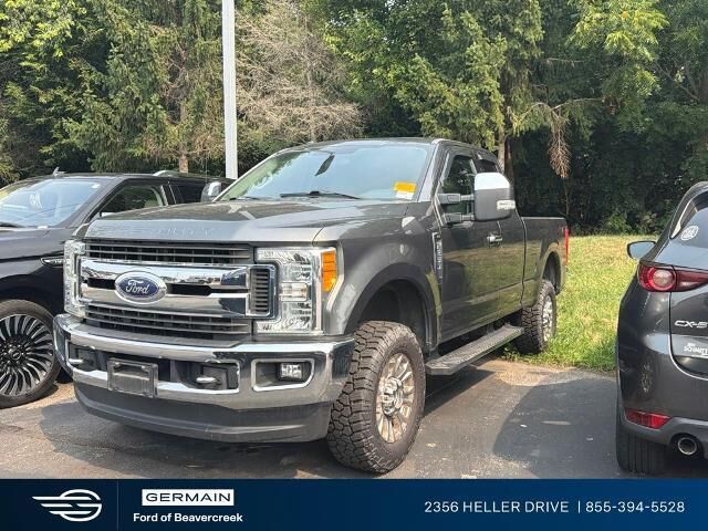 2017 Ford F-250 Super Duty XLT