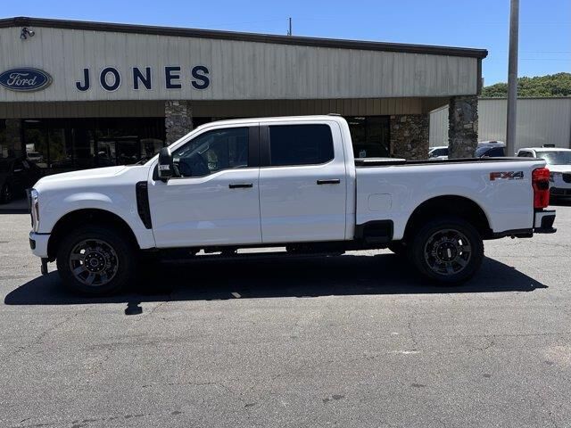 2024 Ford F-250 Super Duty XLT