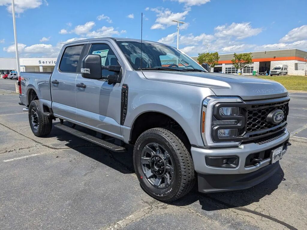 2024 Ford F-250 Super Duty XL — photo 1 of 13