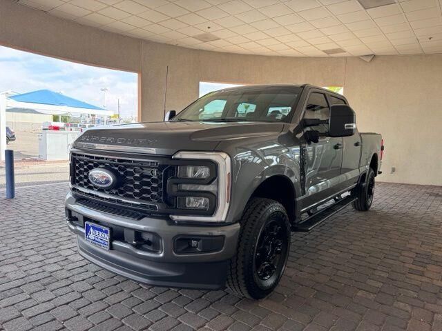 2025 Ford F-250 Super Duty XL