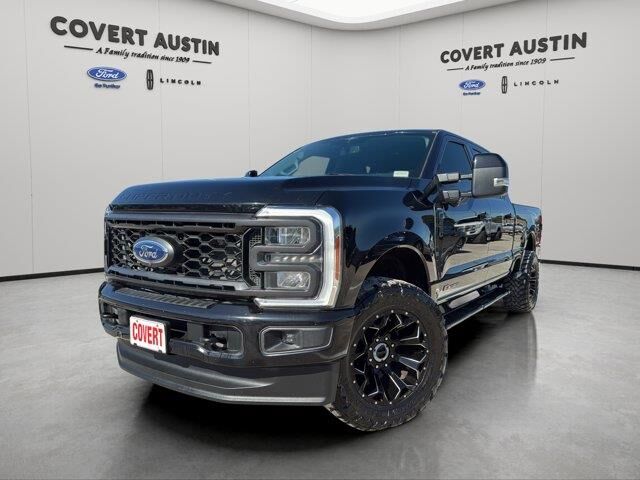 2023 Ford F-250 Super Duty Lariat — photo 1 of 13