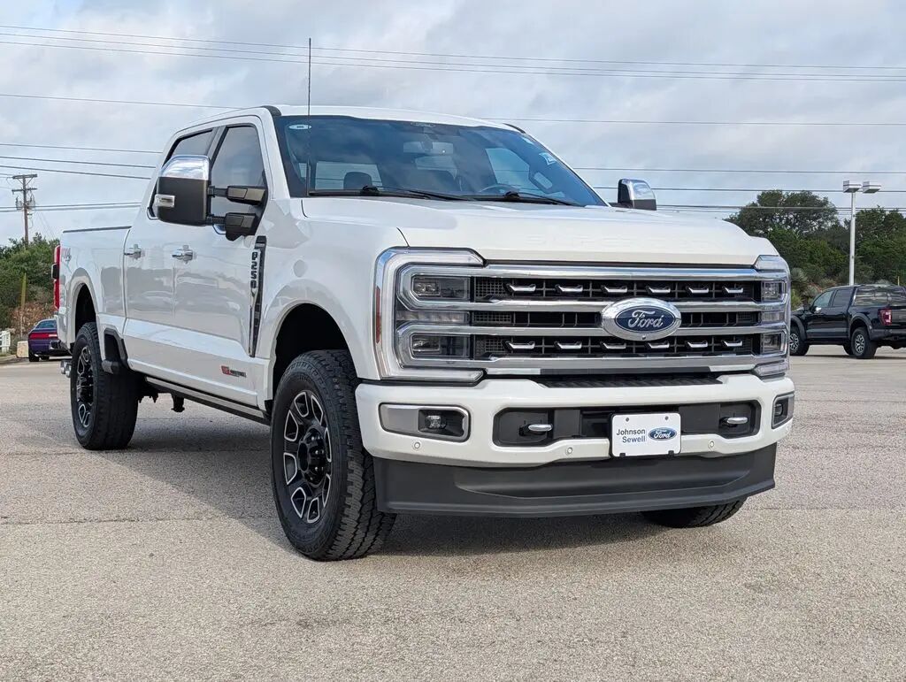 2024 Ford F-250 Super Duty Platinum — photo 1 of 13