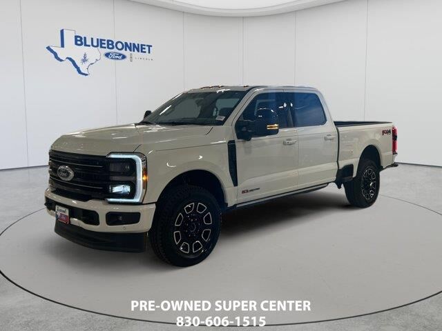 2025 Ford F-250 Super Duty Platinum