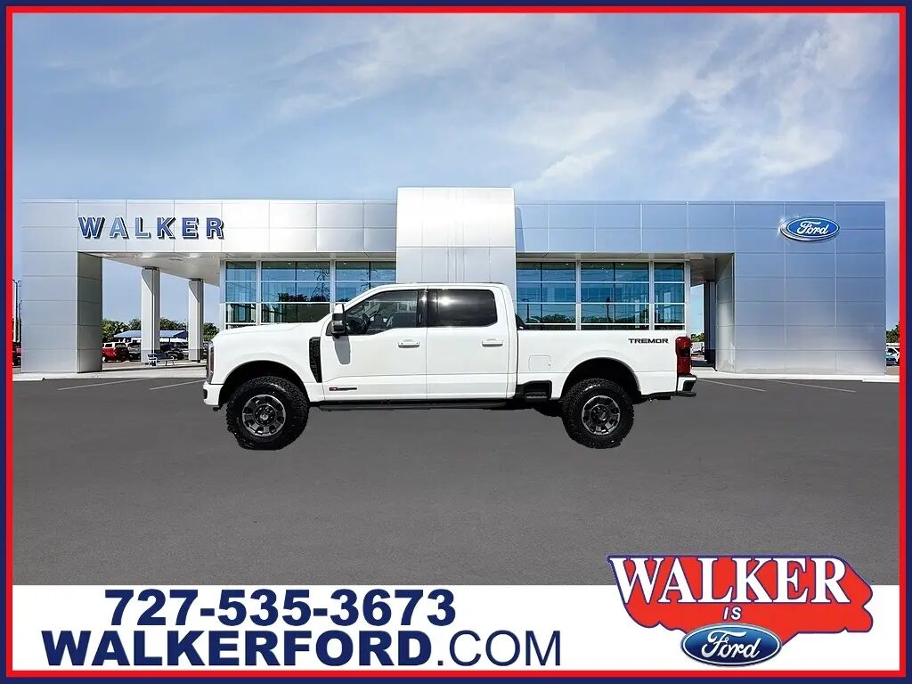 2023 Ford F-250 Super Duty Lariat — photo 1 of 15