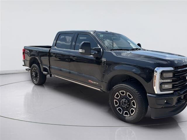 2025 Ford F-250 Super Duty Platinum