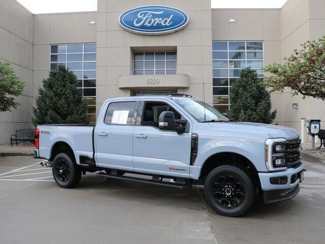 2024 Ford F-250 Super Duty Lariat — photo 1 of 13