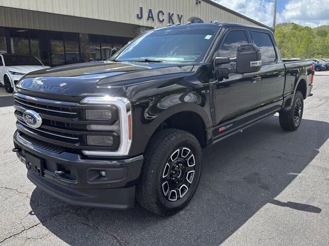 2025 Ford F-250 Super Duty Platinum