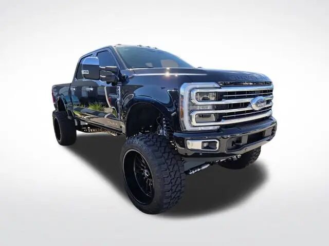 2026 Ford F-250 Super Duty Platinum — photo 1 of 13