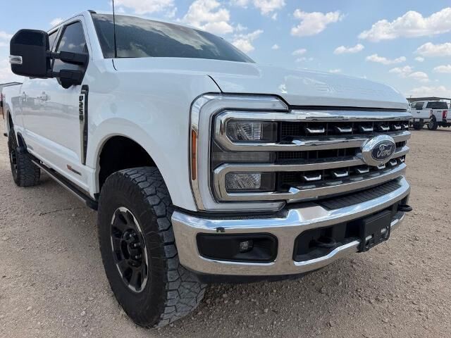 2025 Ford F-250 Super Duty Lariat