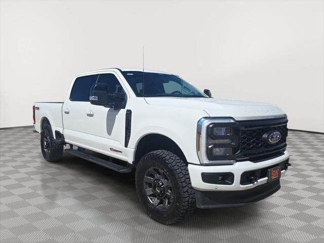 2024 Ford F-250 Super Duty Lariat — photo 1 of 13