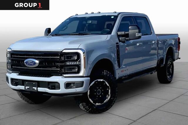 2025 Ford F-250 Super Duty Platinum